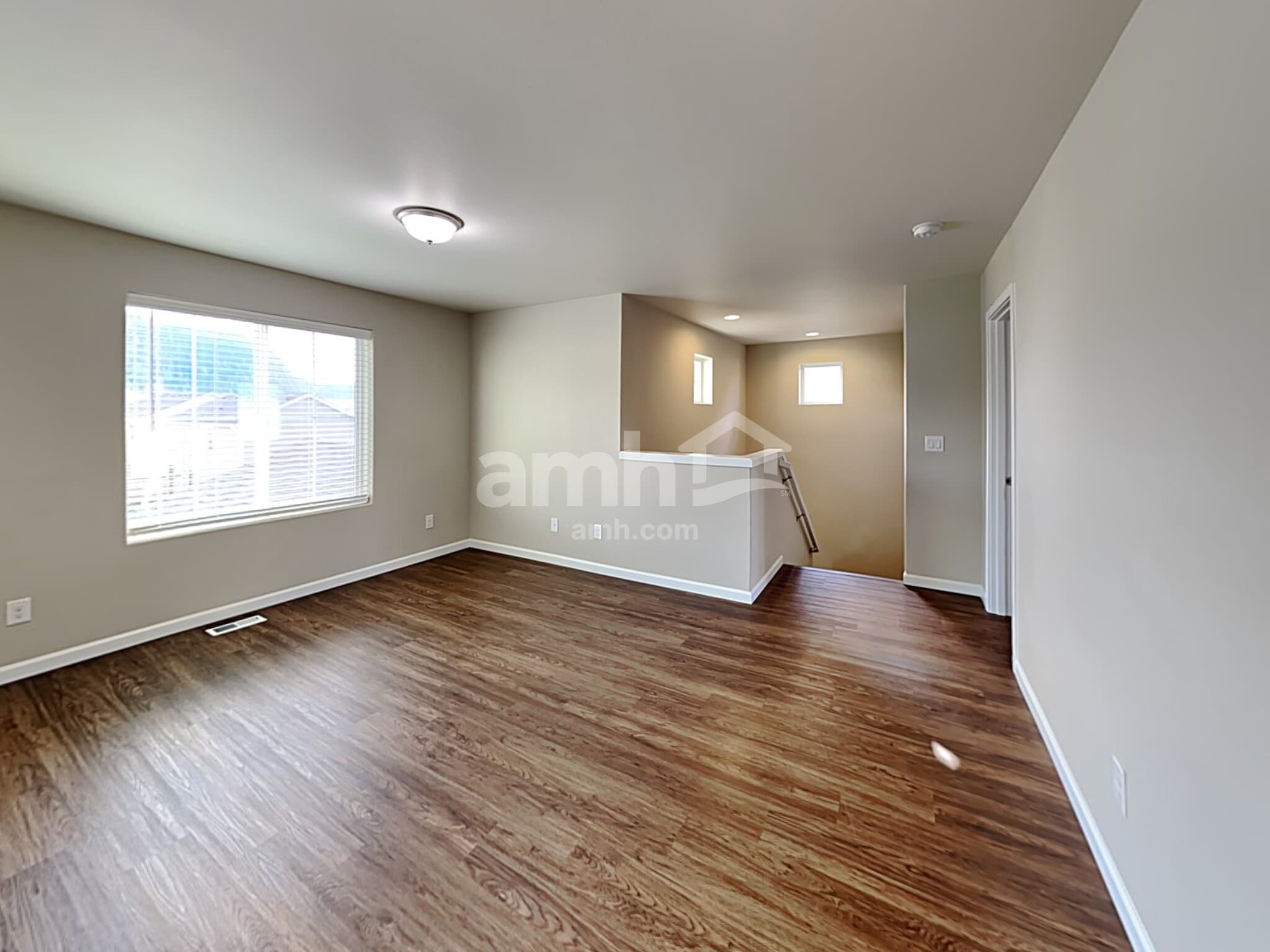 Building Photo - 1055 Riggs Dr E