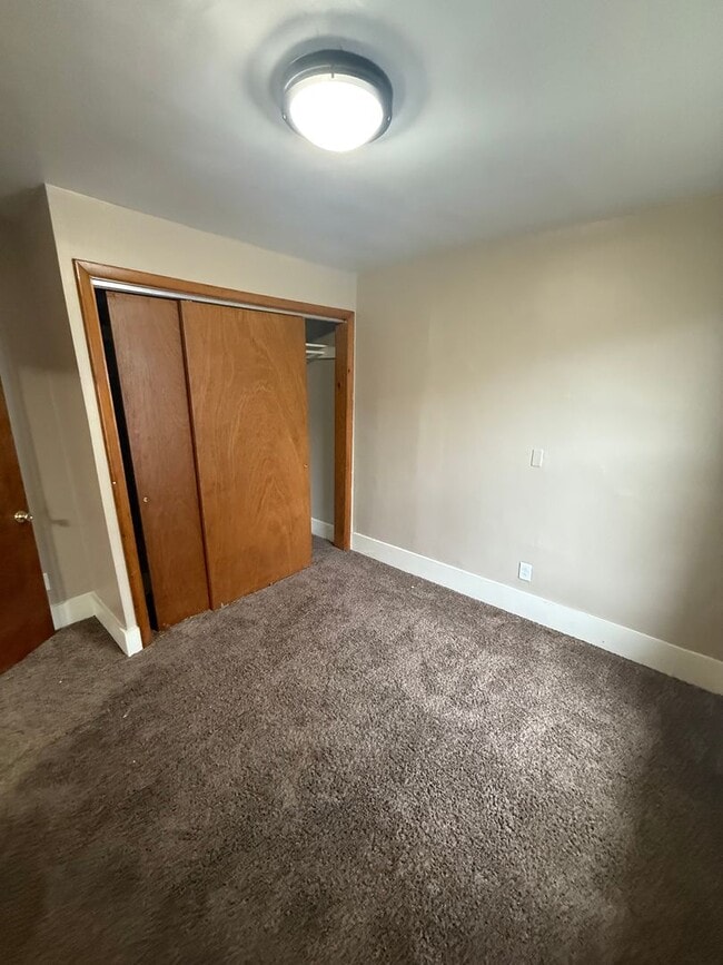 Building Photo - 1209 St Marys Ave