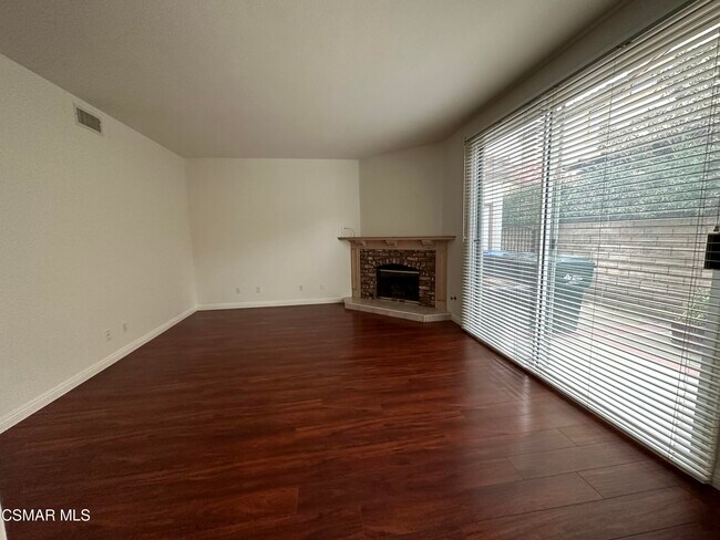 Building Photo - 1628 Glider Ct