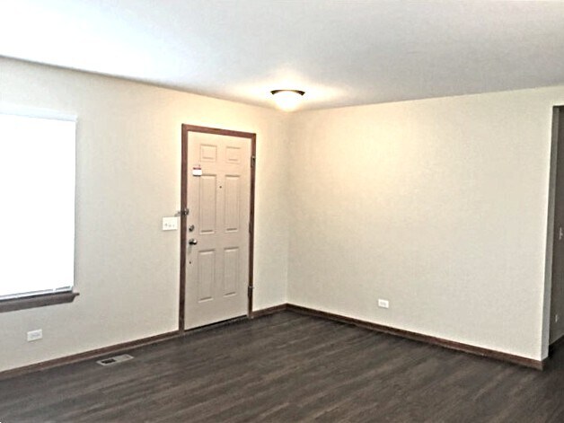 Building Photo - 16316 Spring Creek Ln