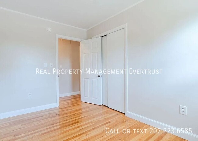 Building Photo - 111 Scott Dyer Rd