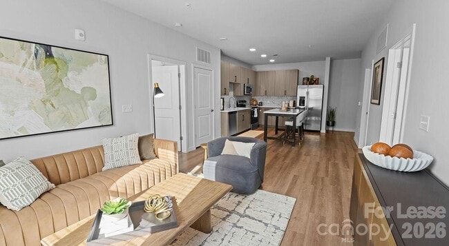 Building Photo - 2546 Perimeter Pointe Pkwy