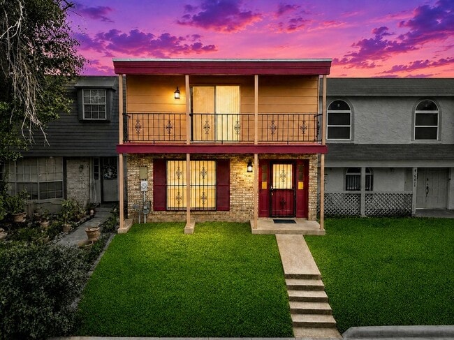 Building Photo - 6612 Spring Manor St