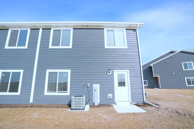 Building Photo - 1241 Gillespie Ln