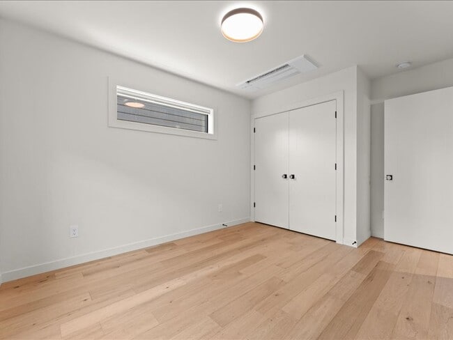 Building Photo - 7314 SE 69th Ave