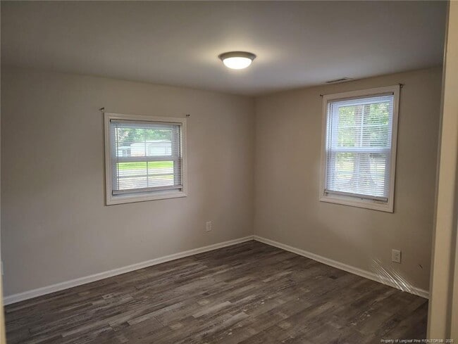 Building Photo - 508 Hobbs St