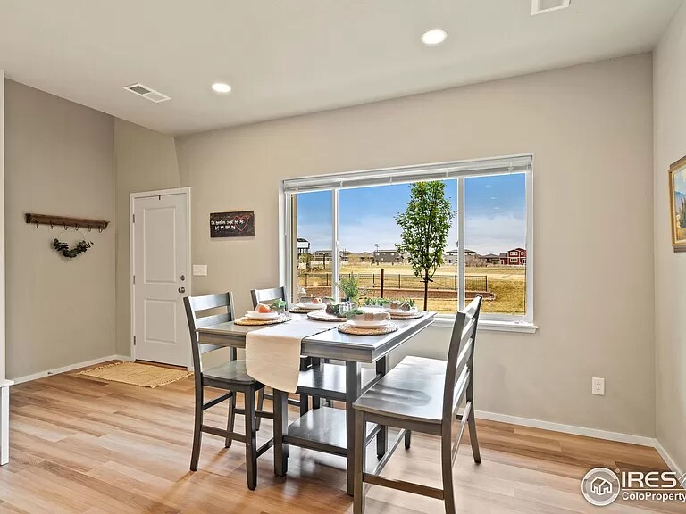 Building Photo - 3682 Ronald Reagan Ave