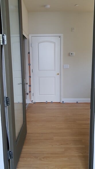 Building Photo - 1793 Hillebrant Plz