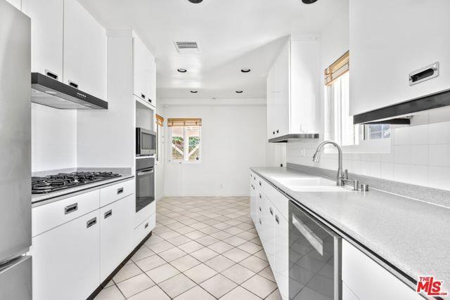 Building Photo - 4509 Canoga Dr