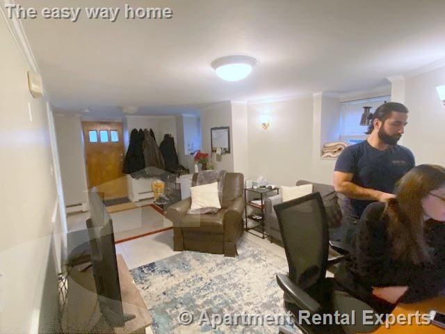 Building Photo - 519 Main St