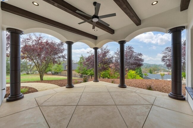 Building Photo - 12859 Austin Forest Cir