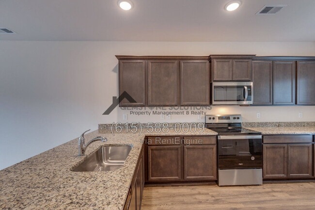 Building Photo - 2559 Queen Bee Dr