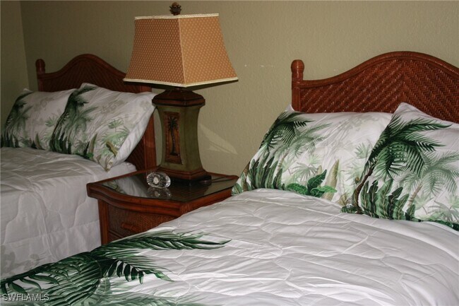 Primary Photo - 2260 Rio Nuevo Dr