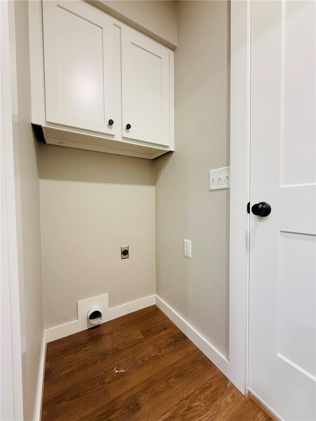 Building Photo - 1304 NW 10th St