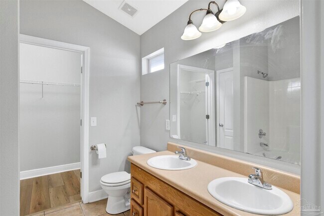 Building Photo - 5837 Creek Station Dr