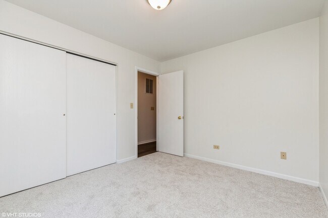 Building Photo - 3005 Max Ct