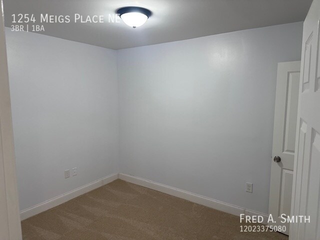 Building Photo - 1254 Meigs Pl NE