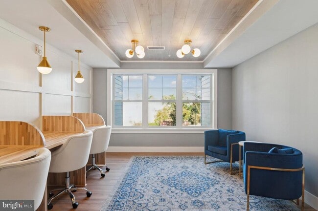 Building Photo - 35 Chestnut Rd