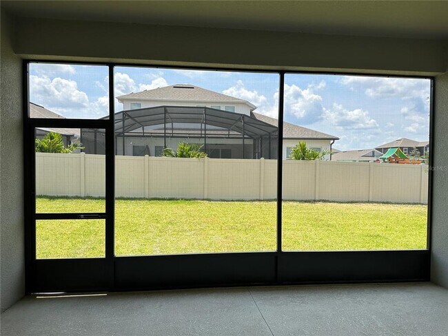 Building Photo - 15161 Lake Bessie Loop