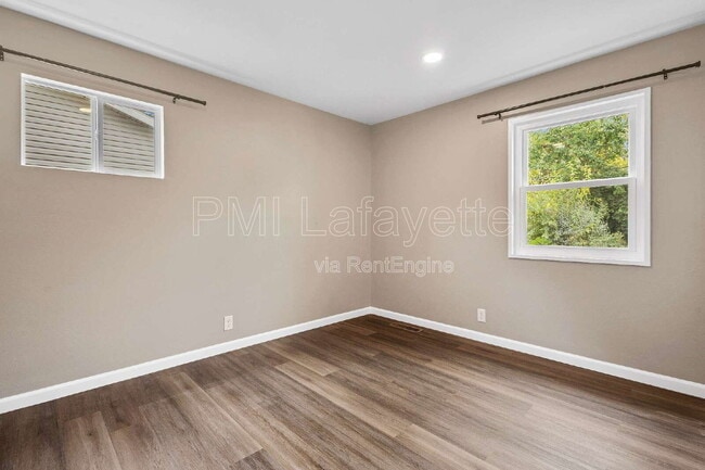 Building Photo - 530 N 28th St