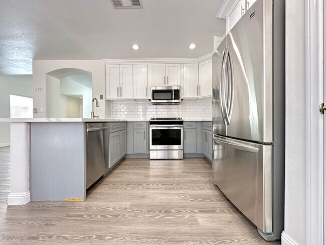 Building Photo - Aspen Meadows