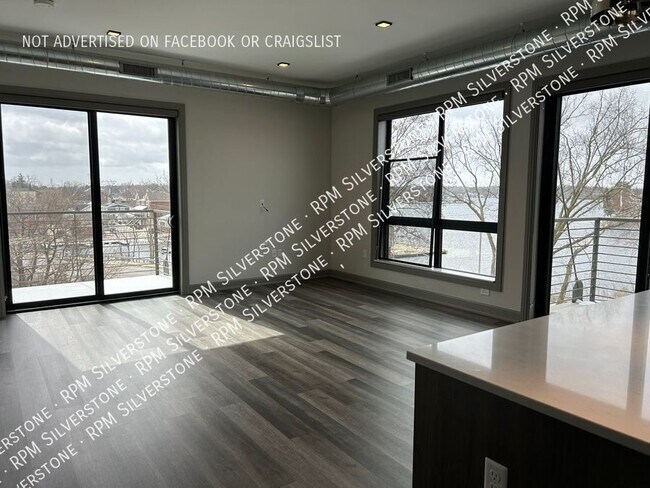 Building Photo - 120 S Broadway St