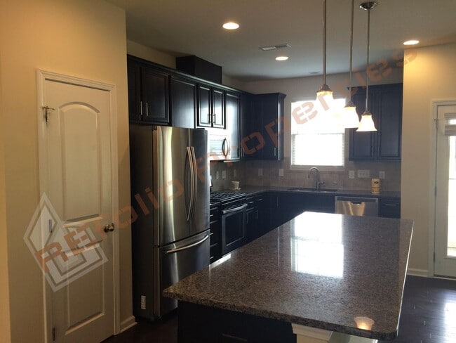 Building Photo - 1028 Contessa Dr