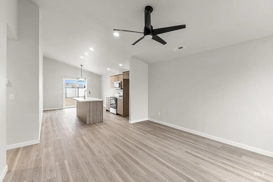 Building Photo - 2331 W Trout Lily St