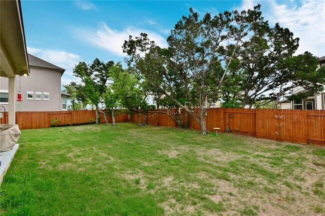 Building Photo - 15609 Cabrillo Way