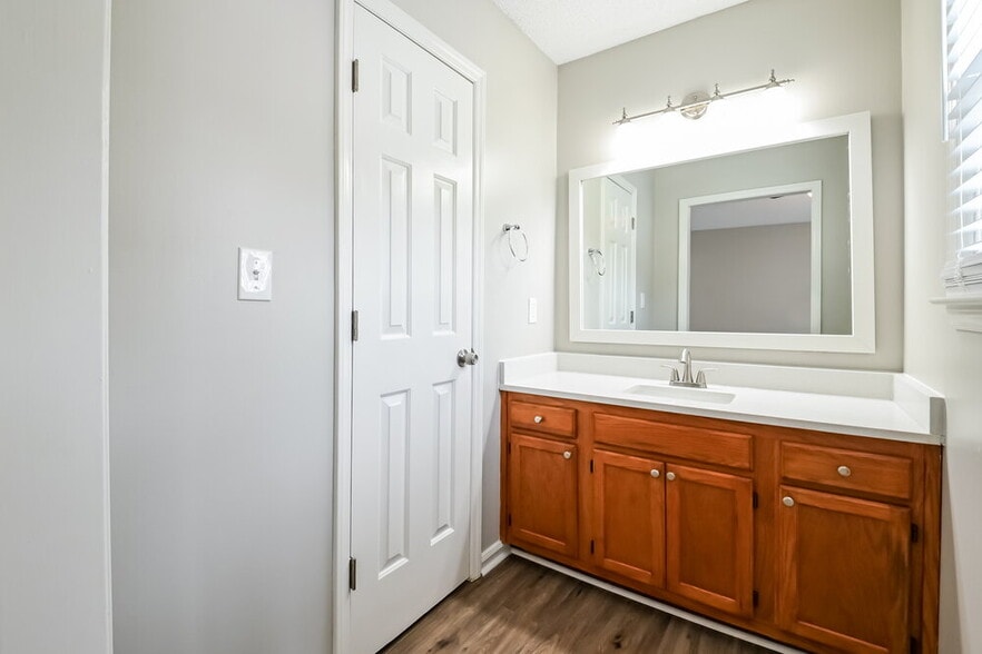 Building Photo - 309 Wax Myrtle Ct