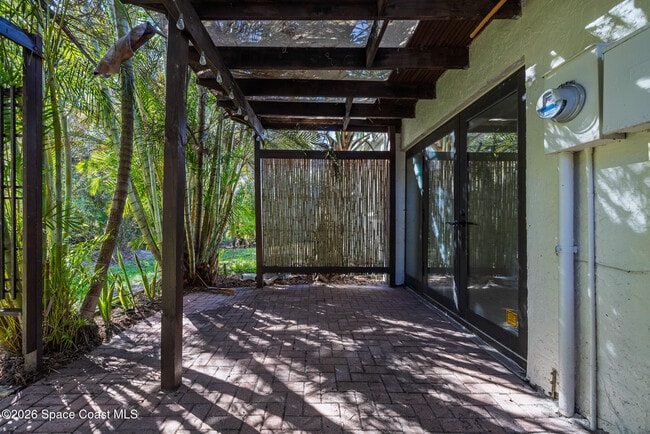 Building Photo - 405 Hawthorne Ct