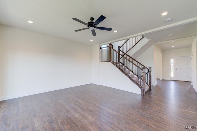 Building Photo - 2025 Maryland Oaks Cir