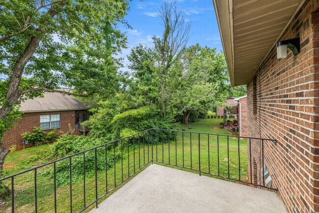 Building Photo - 4809 Cannon Ridge Dr