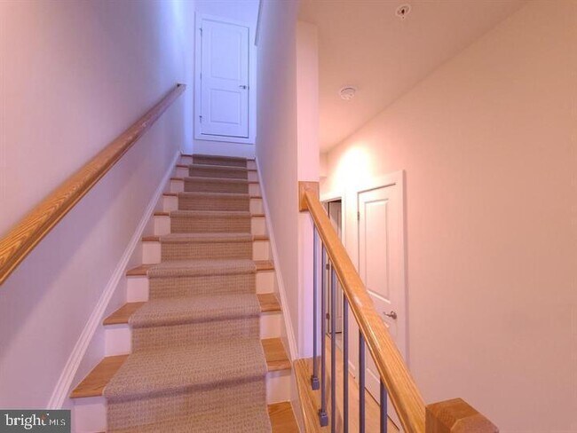 Building Photo - 11402 Ridgeline Rd