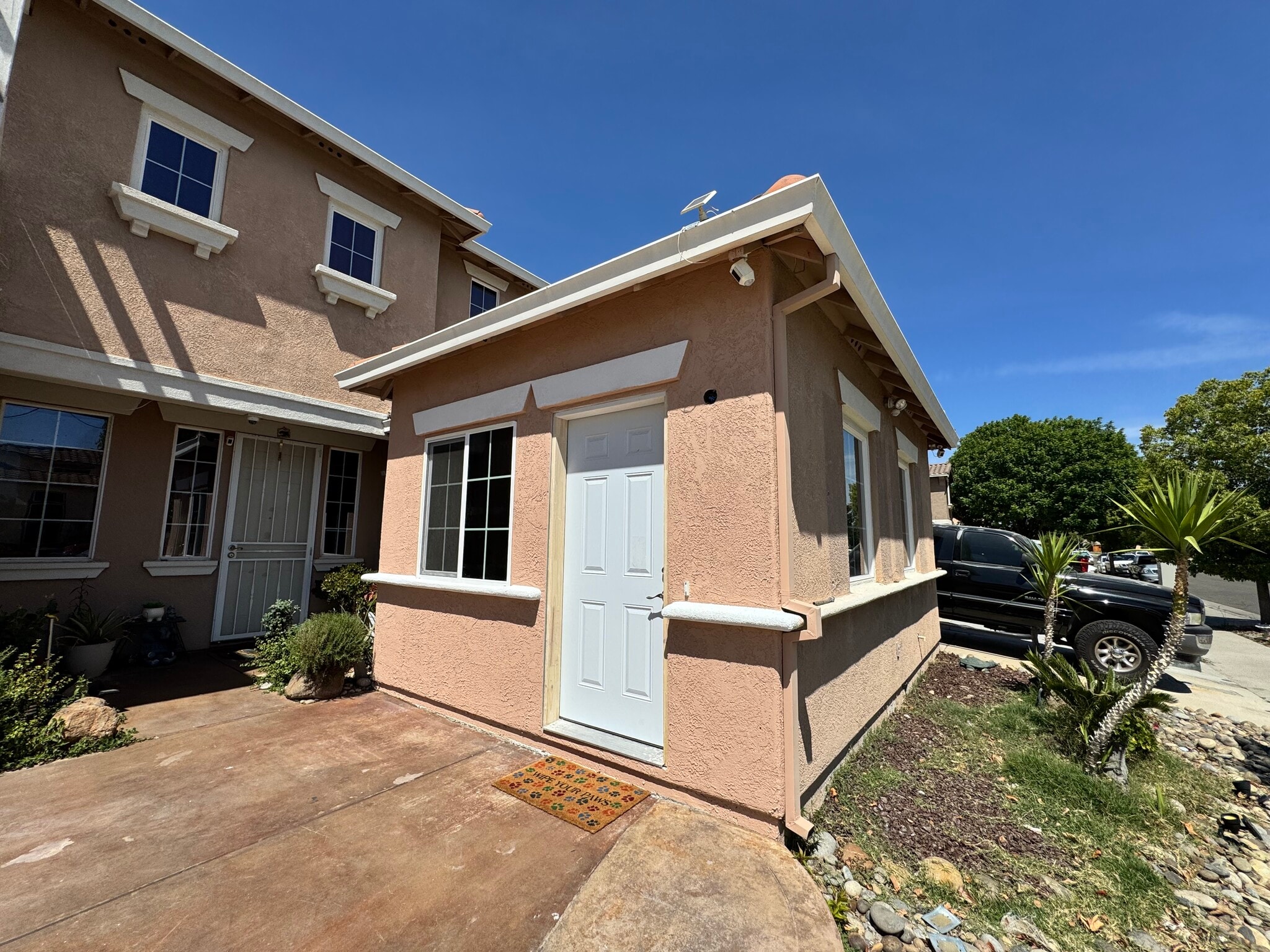 Entrance - 3773 Northern Oak Dr