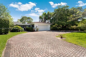 Building Photo - 8480 SW 66th St
