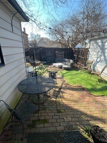 Enjoy peaceful mornings and fun nights in your personal oasis. - 713 S 5th St