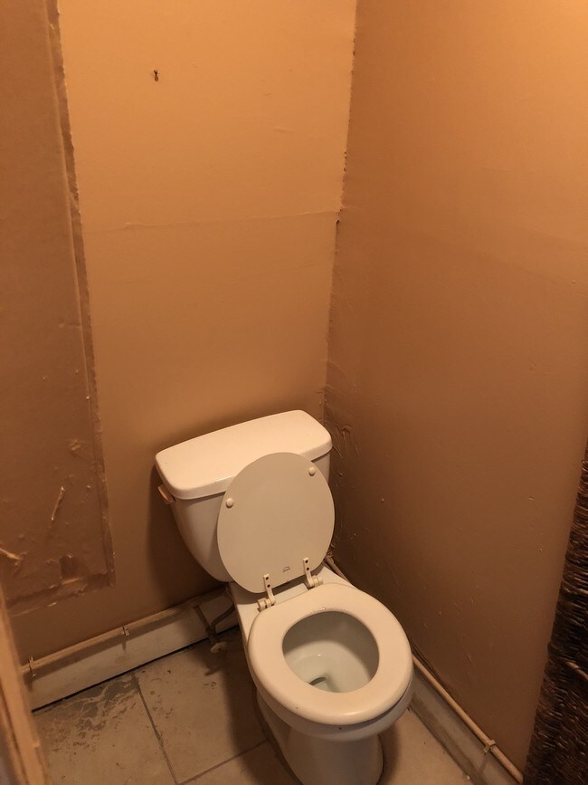 Building Photo - 4323 Groton Dr