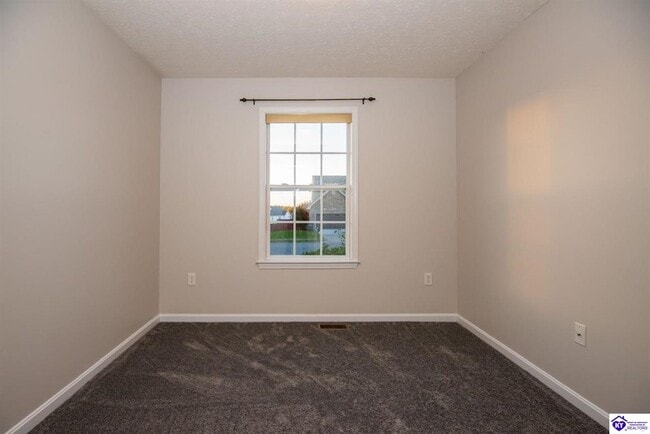 Building Photo - 605 Wind Brook Dr