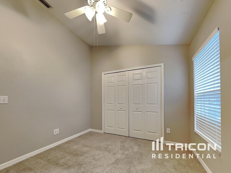 Building Photo - 11101 Robin Lake Ct
