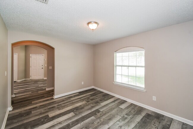 Building Photo - 1223 Summer Springs Drive