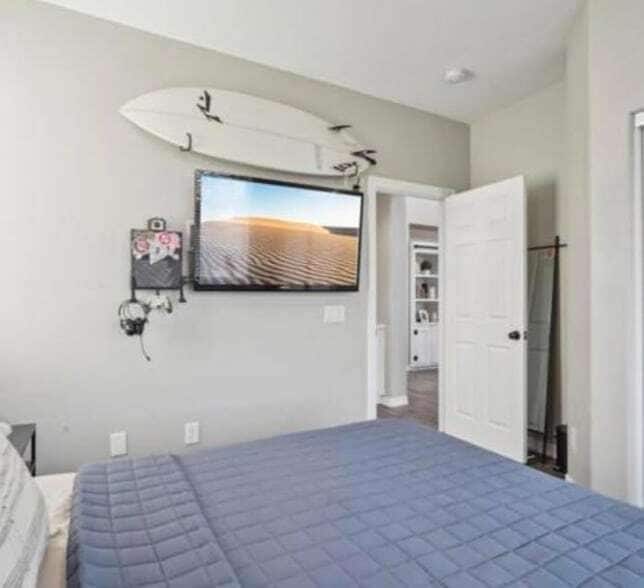 Building Photo - 80549 Tinsley Ave