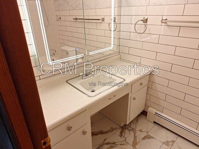 Building Photo - 3505 Melody Ln W