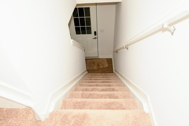 Building Photo - 130 Dusky Willow Dr