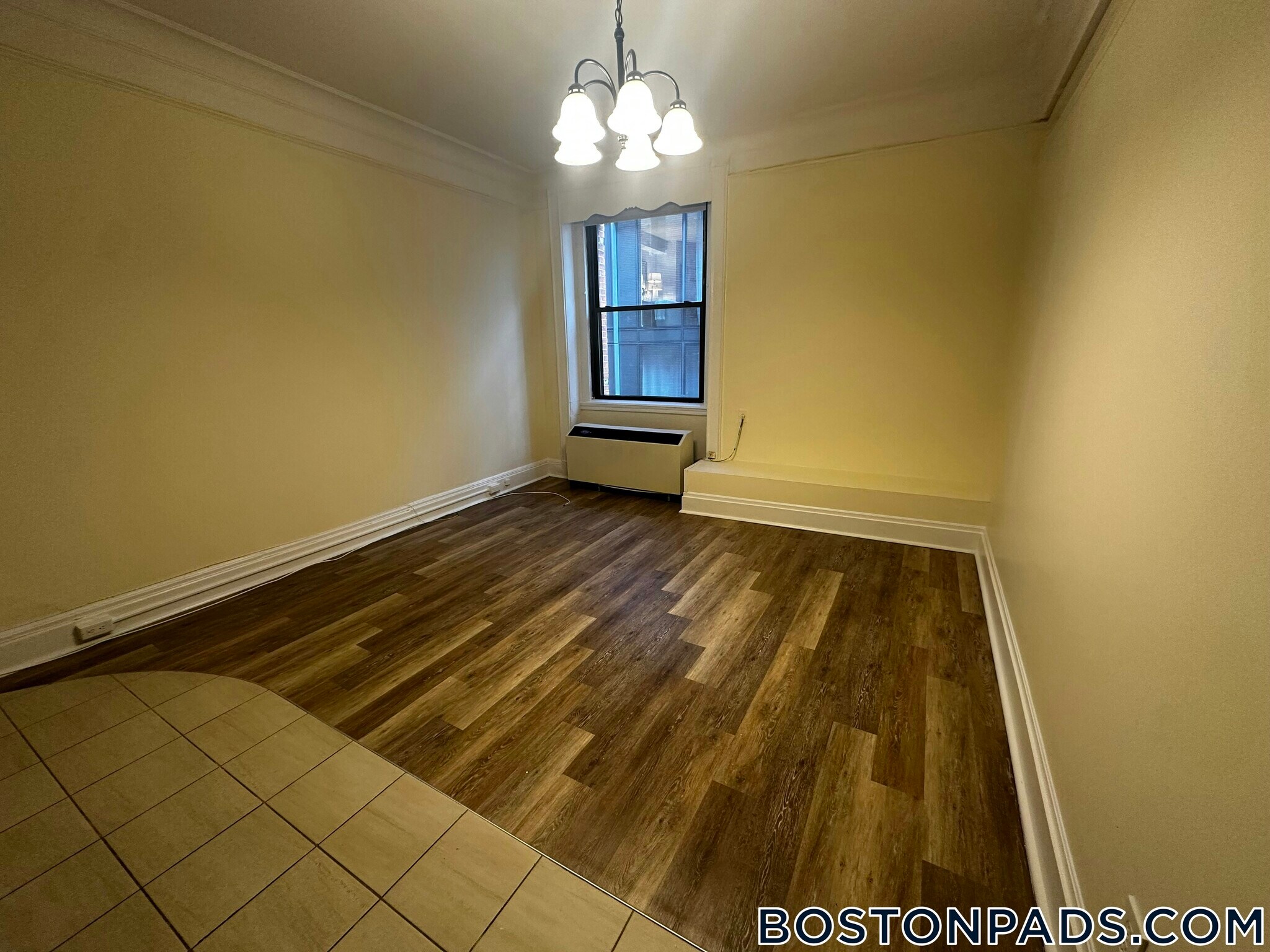 Building Photo - 62 Boylston St