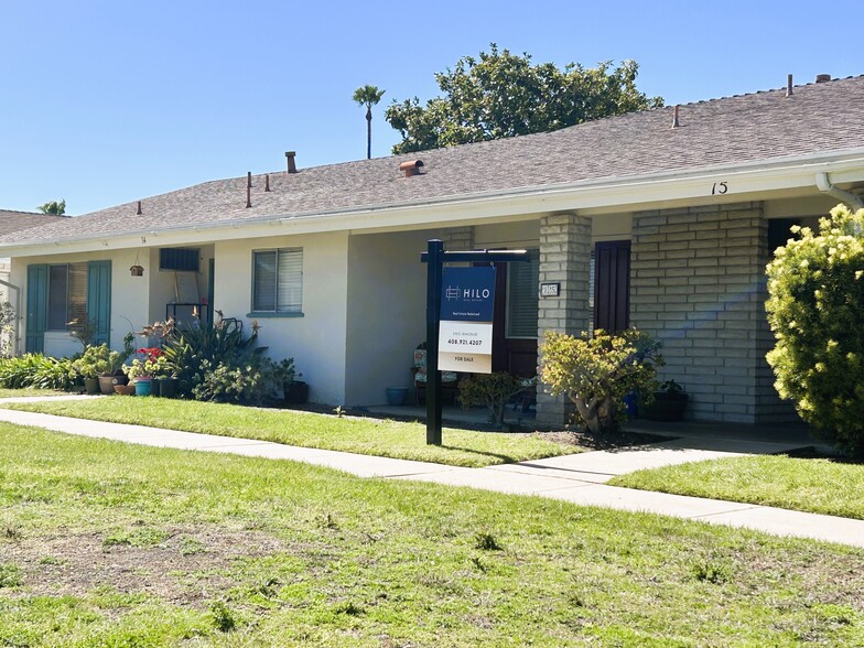 Building Photo - 3755 Vista Campana N