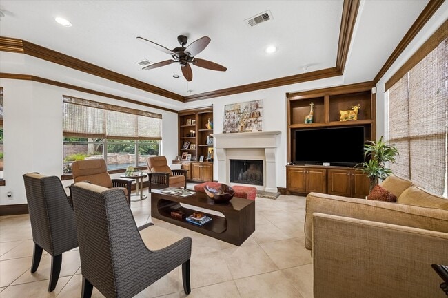 Building Photo - 14339 Shadow Garden Ln
