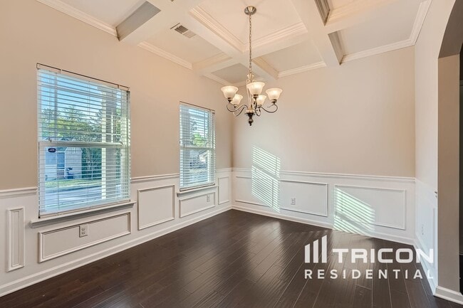 Building Photo - 4050 Tarnwood Pl