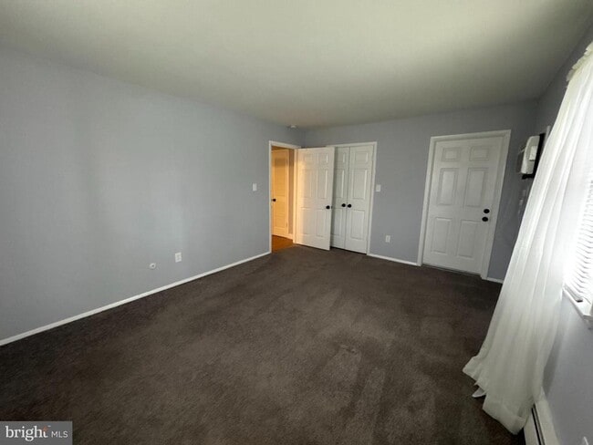 Building Photo - 43 S Main St