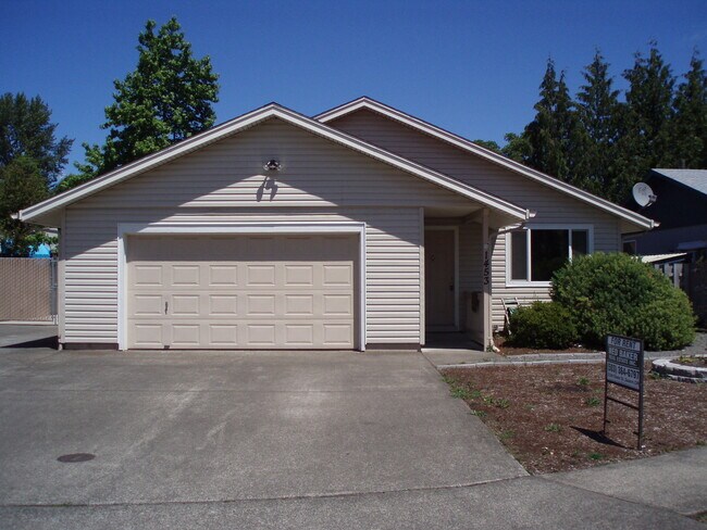 Primary Photo - 3Bd/2Ba Single Story House - Available Soon!